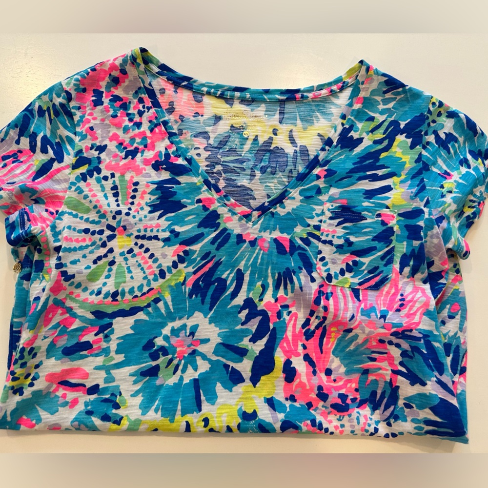 NWOTs Lilly Pulitzer short sleeve top.